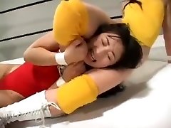 Chinese femmes wrestling
