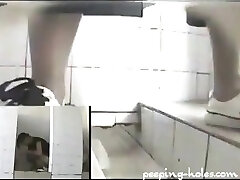 Chinese College Girls Restroom Spycam