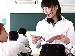 sporco dominante femminile insegnante kana yume