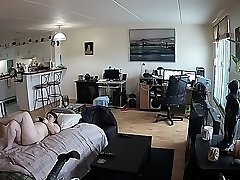 Amateur voyeur webcam BBW sucks dick for facial