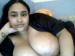 Busty bbw Dominican Dream playing on Webcam