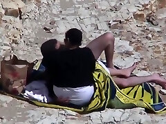 Estrangeiro - Hidden Cam Couple, BBW in the beach orgy
