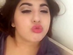khalijia girl beautifull face showcase breast in pra