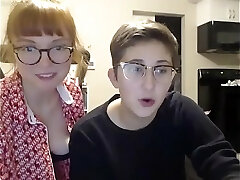 nerdy lady decides to call her new lesbian friend for unbelievable sex
