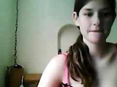 Tiny Teen on webcam