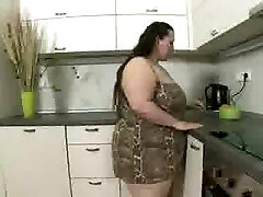 Fatty kitchen play