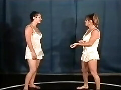 Bust Babes Nude Grappling