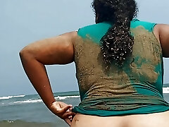 Prego slut Wife Shows Her pussy In Public Beach