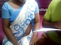 Sri lankan educator with her student having romp & sloppy chats ක්ලාස් ආපු කොල්ලත් එක්ක ටීචර් ගත්තු සැප