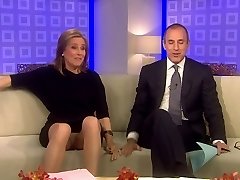 Meredith Vieira Upskirt On The TODAY Show