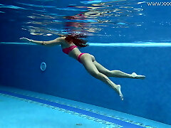 Tiffany Tatum goes swimming with Fap