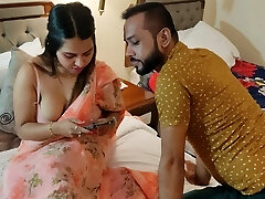 Ek achha honeymoon. Utter Vid. Superb banging in a honeymoon. Indian stra Tina and Rahul acted as deshi couple.