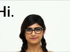 MIA KHALIFA - I Invite You To Check Out A Close-up Of My Perfect Arab Body