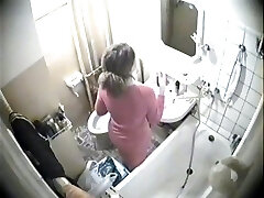 real-spycam-video-roomate-shower-onanism