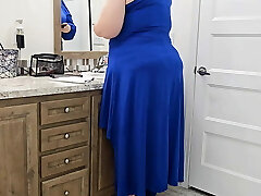 Dame In Bathroom With Panty Down, Was Very Surprised When Stranger Accidentally Walked In (Role Playing)
