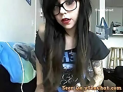 Hipster Dark-haired Webcam Masturbatin