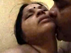 Desi Aunty hard smashed by her boss