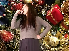 Glad Ho-Ho-Holidays: Santa's Milk Causes A Horny Housewife Bimbo Transformation Utter VIDEO