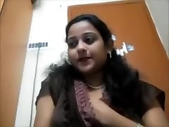 Therapist Remya Play With Sex Tool