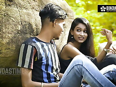 Oh Dear! Mountain Boy Bangs His Girlfriend Sudipa In the Jungle Openly (Hindi Clear Audio)