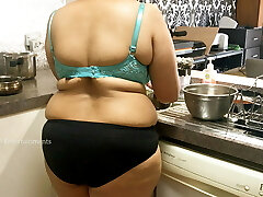 Gigantic boobs Bhabhi in the Kitchen wearing panties and bra