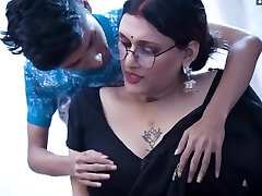 Jyoti Mishra, Sapna Sappu And Zoya Rathore - Sexy Schoolteacher Uncut 3