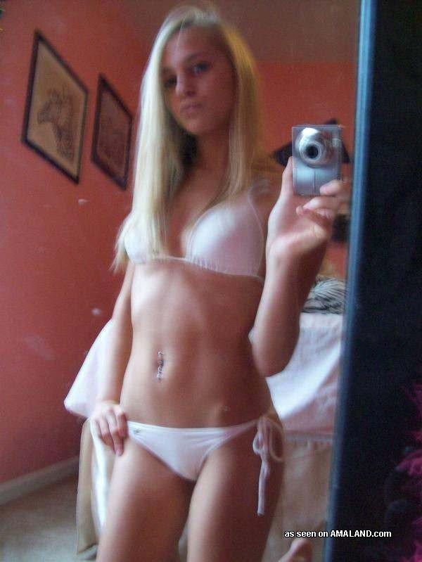 horny amateur woman naked selfshot pictures