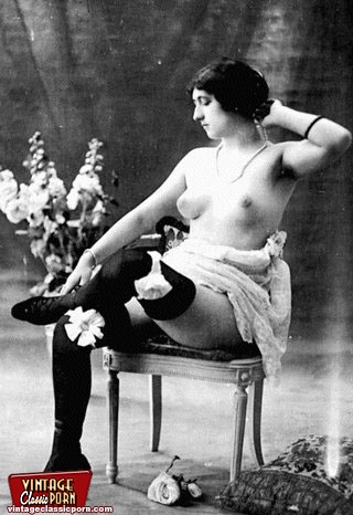 320px x 466px - French vintage ladies nude