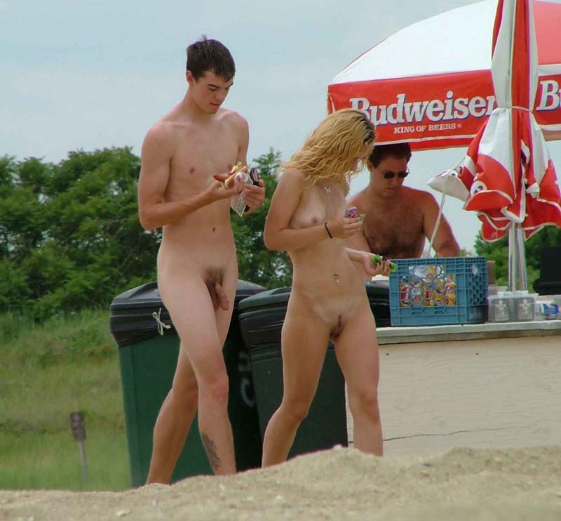naked voyeur public pictures