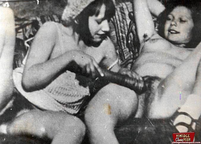 Lesbian Dildo Vintage - Vintage lesbians with dildo