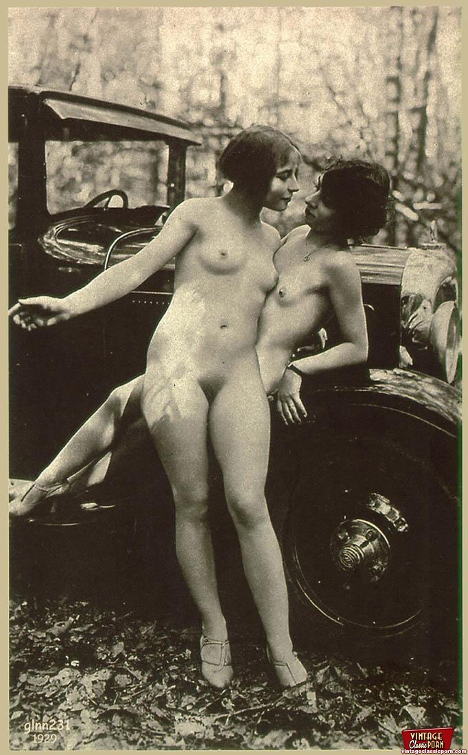Vintage Lesbian Stocking Sex - Vintage lesbians with dildo