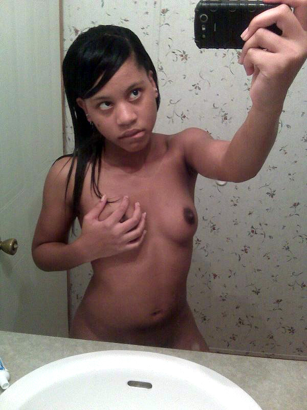 Nude Ebony Selfie Booty - Nude black women amateur porn