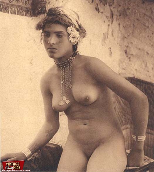 Ethnic Girl Porn - Vintage ethnic nude girls