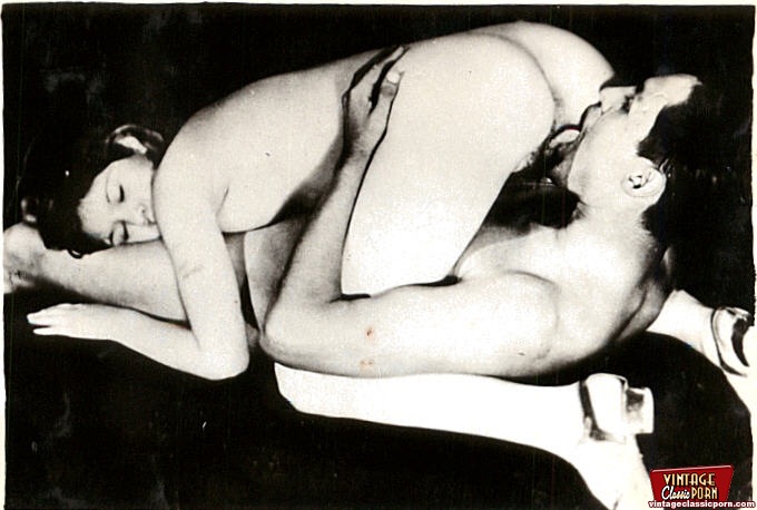 Vintage Wife Swinger Porn - Vintage swingers pictures