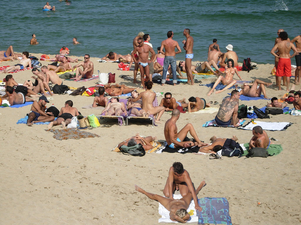 Real Hidden Cam Beach Sex - Real sex on the beach, hidden camera