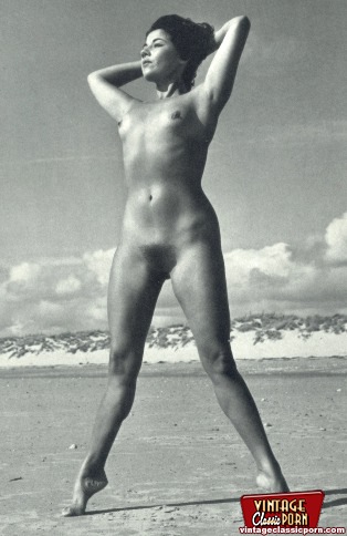Vintage Girls Nude