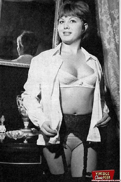 Vintage Retro Panty - Vintage babes with panties