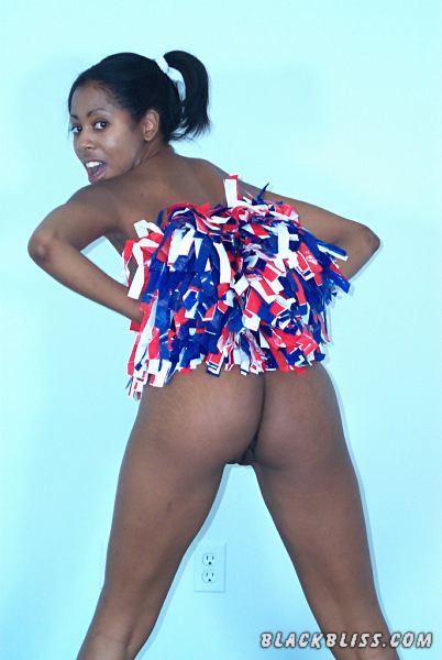 Horny Ebony Cheerleaders - Skinny black cheerleader in the nude