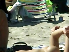 Big breasted bunnies filmed on a matelita fucking porn beach