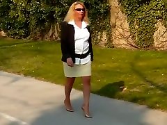 Horny liur wilde BBW, Outdoor sex clip
