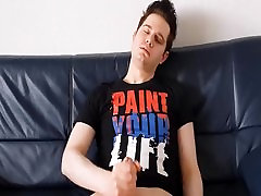 Toby the German skinny hayrie gets an orgasm 2 - paint your life