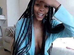Sexy teen tania masturbating on cam
