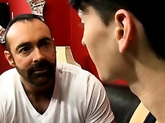 Latino twink movies boys moan while cuming and pumping muscle bb fucks guys