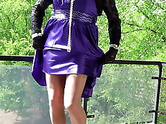Lust for Life - chica culona 1 in Purple Satin