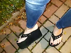 a night stroll without panties in jeans and sexy flip-flops