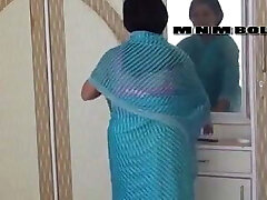 Desi Glamour Aunty Boobs In Shower