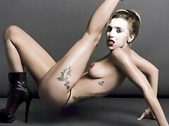 Lady Gaga NUDE!
