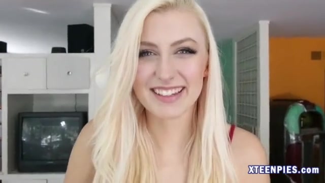 Atriz Porno Teen Blond